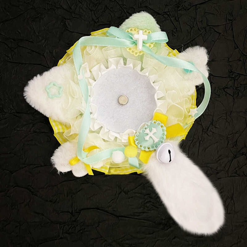 Cute and Unique Badge Holder i - Unique Anime Merchandise ulasan dan harga